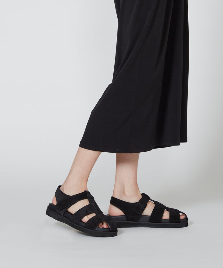 PM231DT230039SUE-NERO-9_720x.